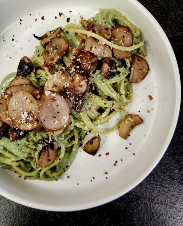 Creamy Spinach Pasta with Mushrooms Recipe